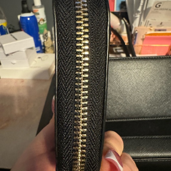 Kate spade black glitter set.  Tote, wallet and tote, Cosmetic pouch. (3 pcs) - Picture 15 of 16